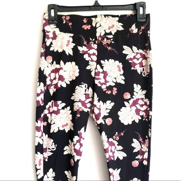 Torrid size 00 Floral Leggings - Picture 5 of 7